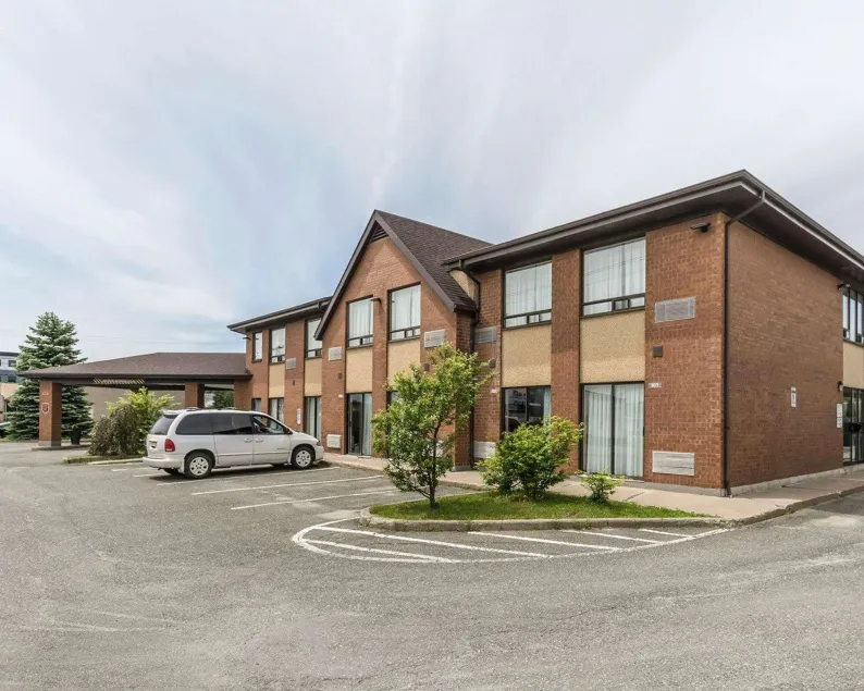 Comfort Inn Thetford Mines - Image 1
