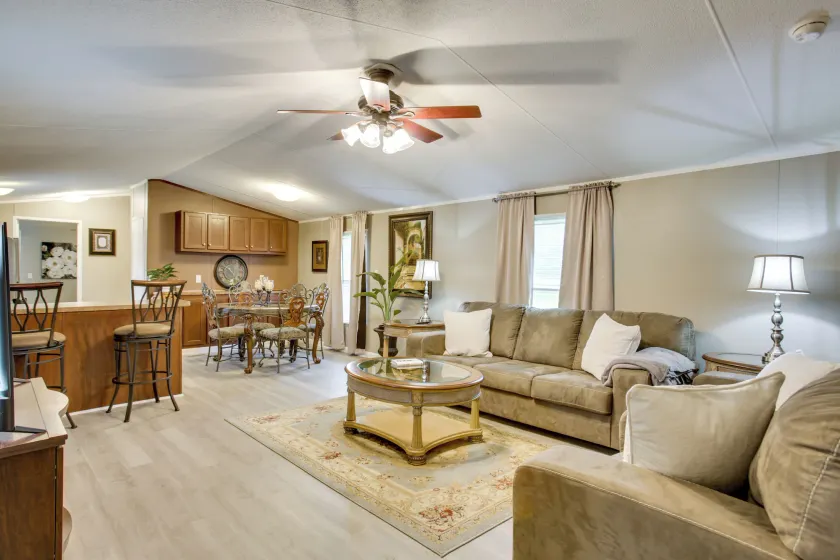 The Quiet Escape Near New Orleans - Image 1