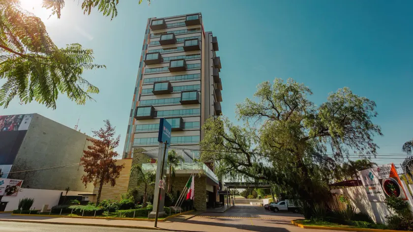 Hilton Garden Inn Leon - Image 1