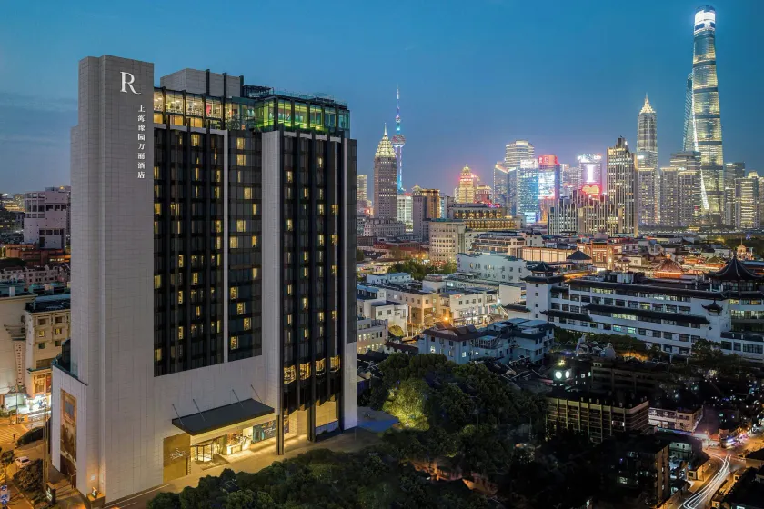 Renaissance Shanghai Yu Garden Hotel on the Bund by Nanjing Road - Image 1