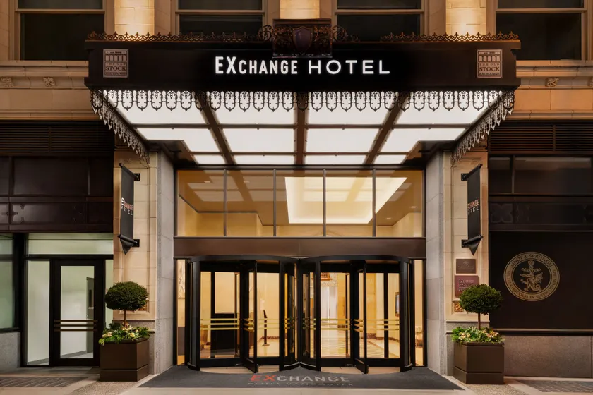 EXchange Hotel Vancouver - Image 1