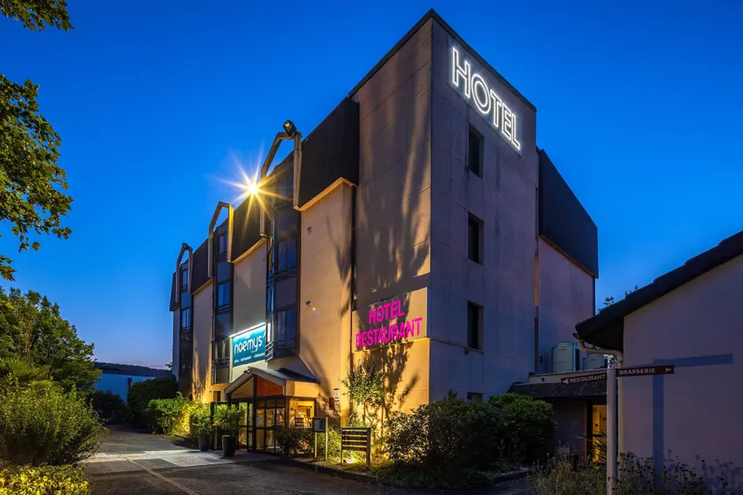  Logis Hôtel Noemys Brive - Restaurant Le Teinchurier - Image 1