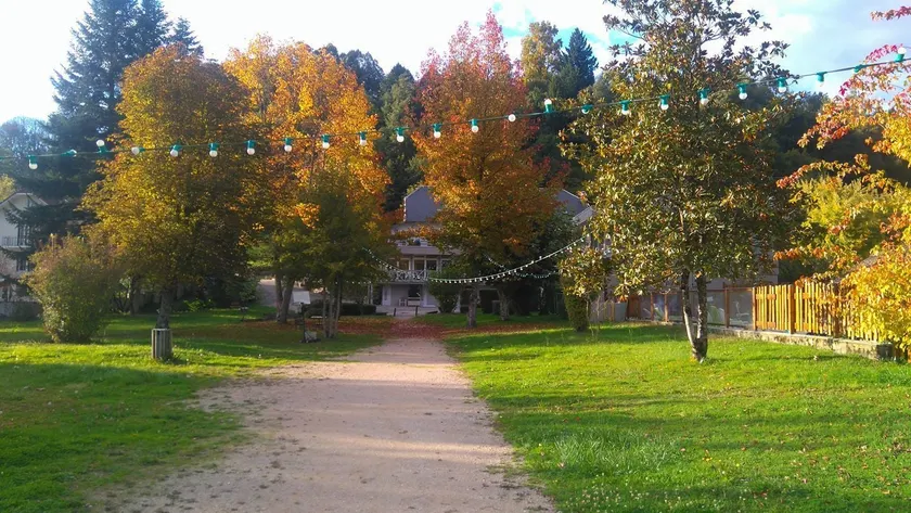 Les Lodges du Lac - Image 1