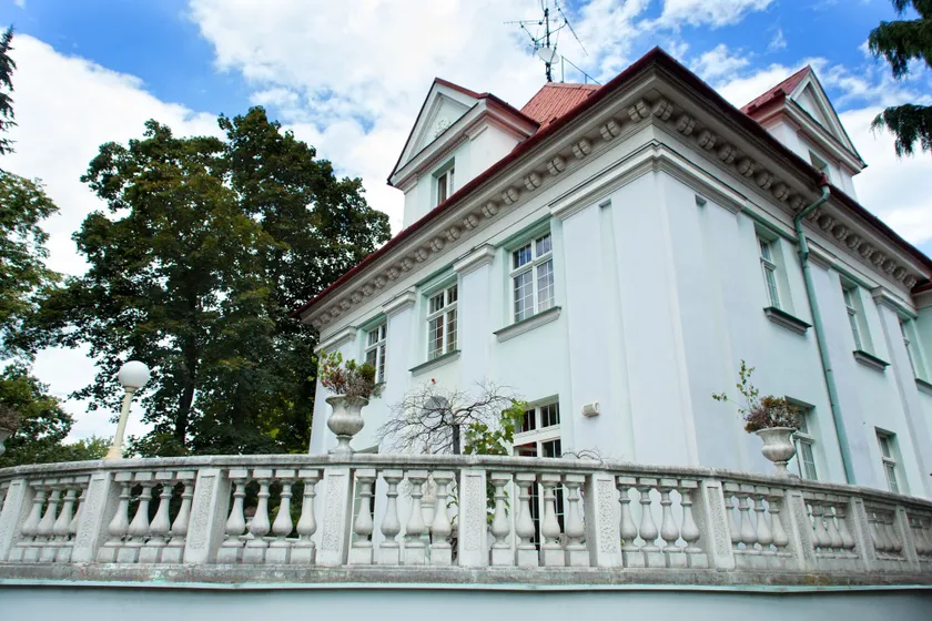 Retro Hotel Villa Ostrava - Image 1