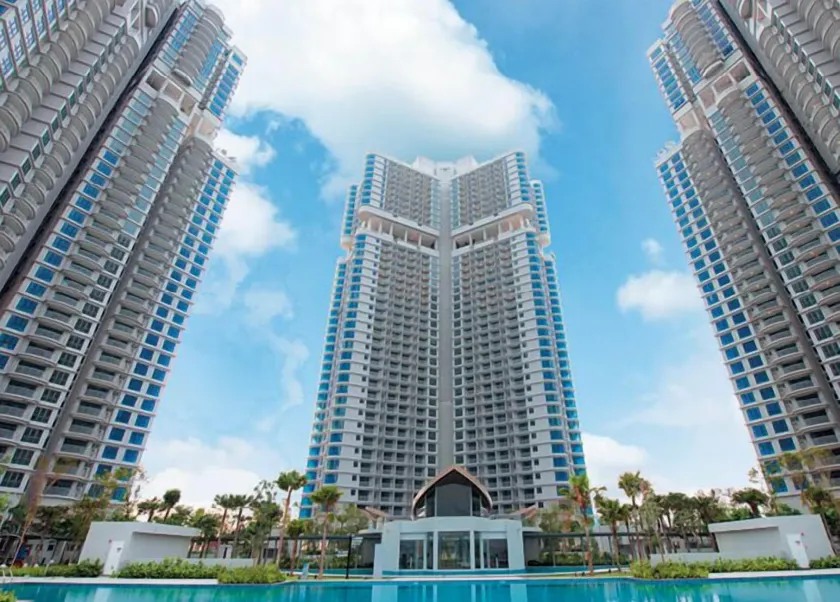 Teega Suites Studio by Luxecocoo CK Puteri Harbour - Image 1
