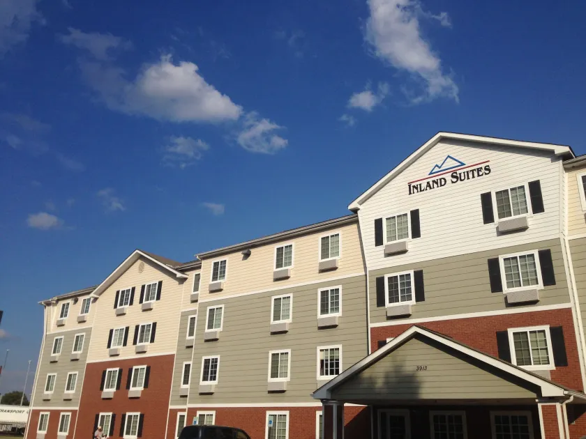 Inland Suites Lamar Street - Image 1