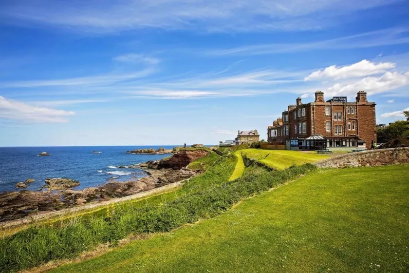 Bayswell Park Hotel - Image 1
