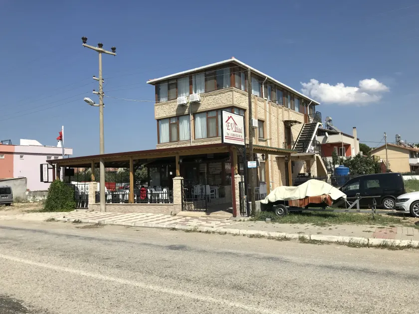 Ev Otel - Image 1