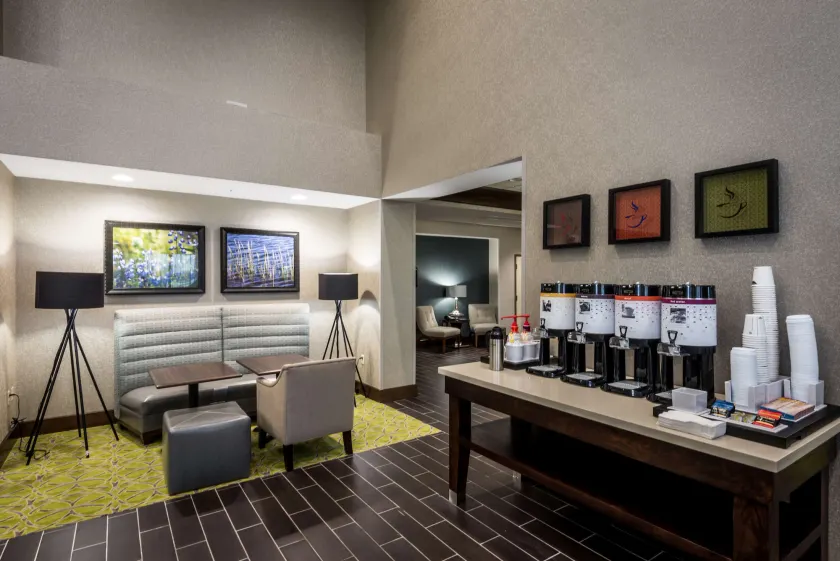 Hampton Inn & Suites Hammond - Hall