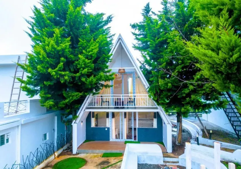 Cucuu Nest Villa Coonoor by VOYE HOMES - Surrounded by Tea Plantations - Image 1