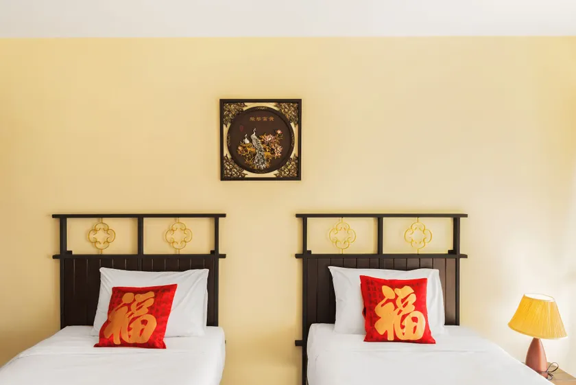 Le Hua Hotel - Image 1