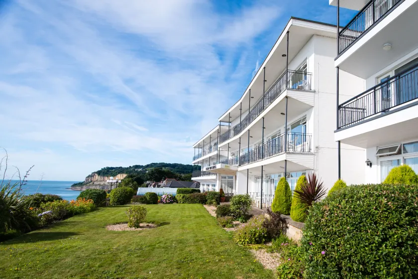 Ocean View Hotel - Image 1
