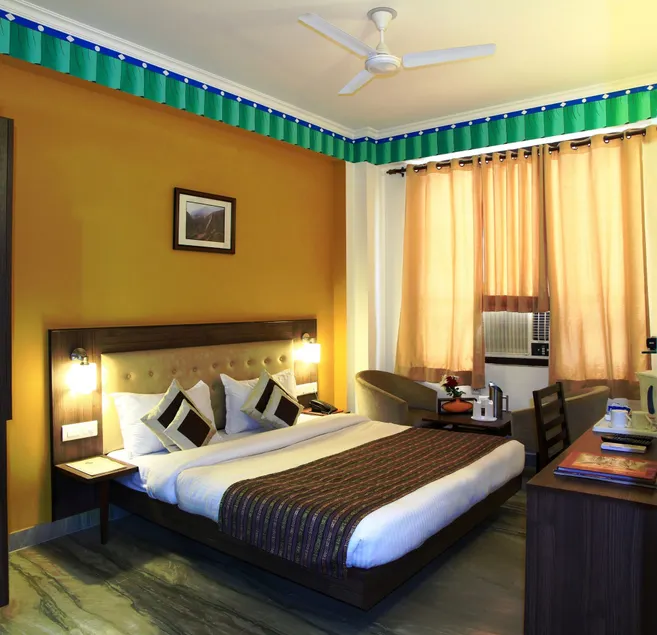Inn Tawang Near B L Kapoor Hospital A Well Hygiene Hotel - Image 1
