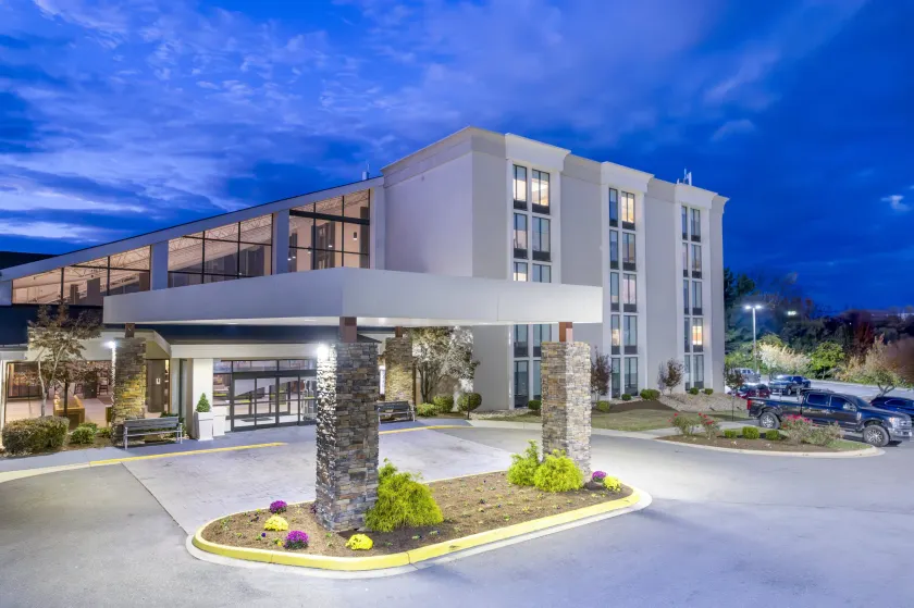 Candlewood Suites - Roanoke Airport - Image 1
