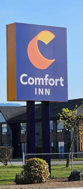 Comfort Inn - Image 1