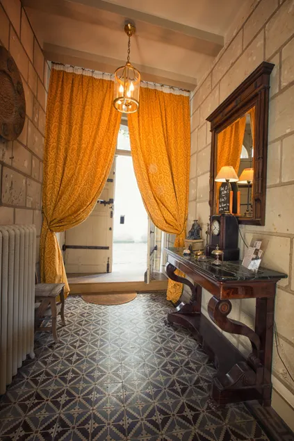 Au Relais Saint Maurice - Entrée intérieure
