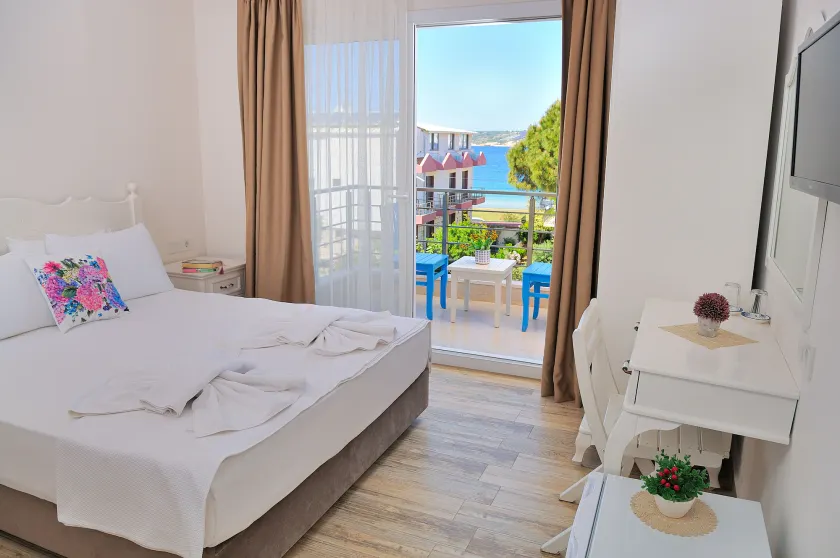 Allegria Hotel - Image 1