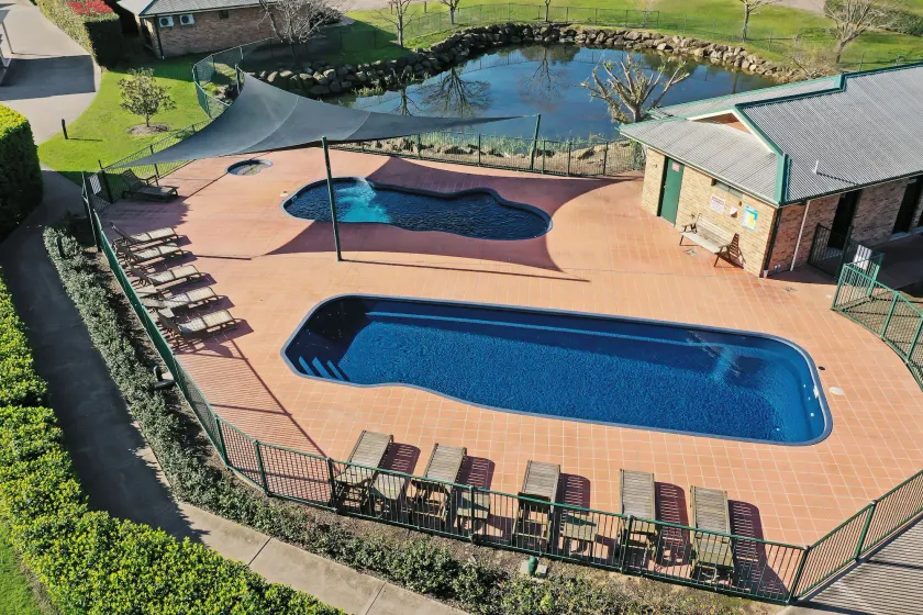 Potters Resort Hunter Valley - Image 1