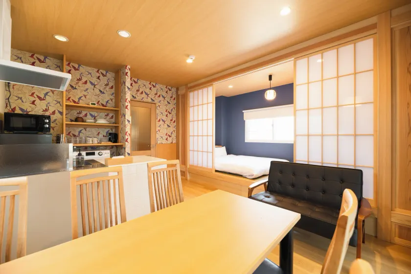 TEN APARTMENT HOTEL - Image 1
