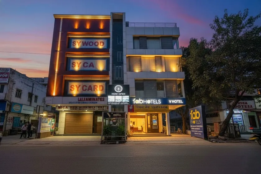 HOTEL V - Image 1