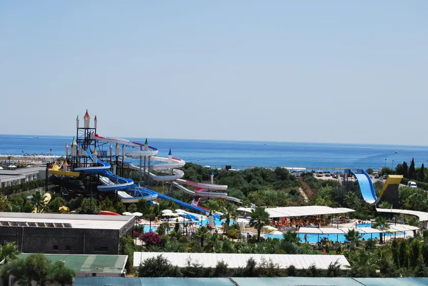 Park Aqua - Image 1