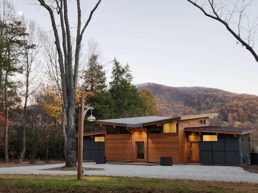 Piedmont Grove - Image 1