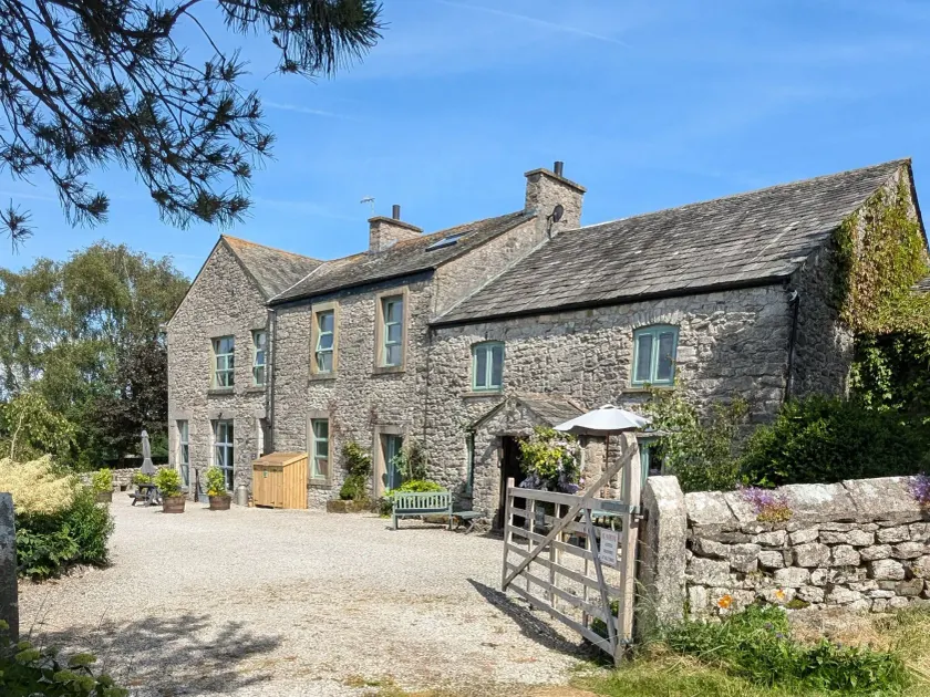 The Old Farmhouse, Yealand Redmayne, a characterful cottage in a rural setting - Image 1