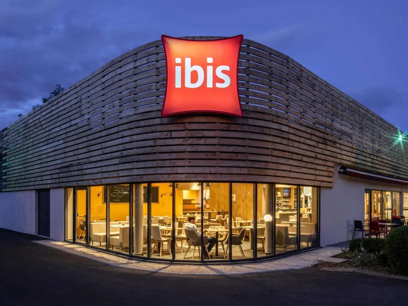ibis Nuits Saint Georges - Image 1