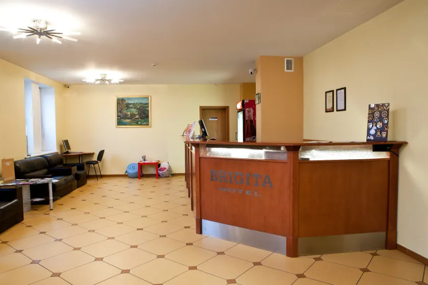 Kolonna Hotel Brigita - Recepción