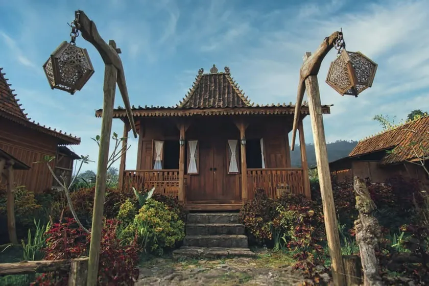 Singgasana Villa & Resto - Image 1