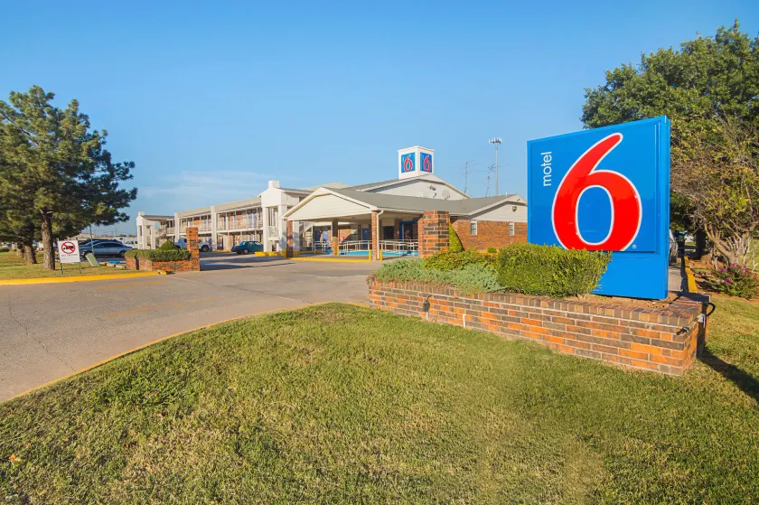 Motel 6-Lawton, OK - Image 1