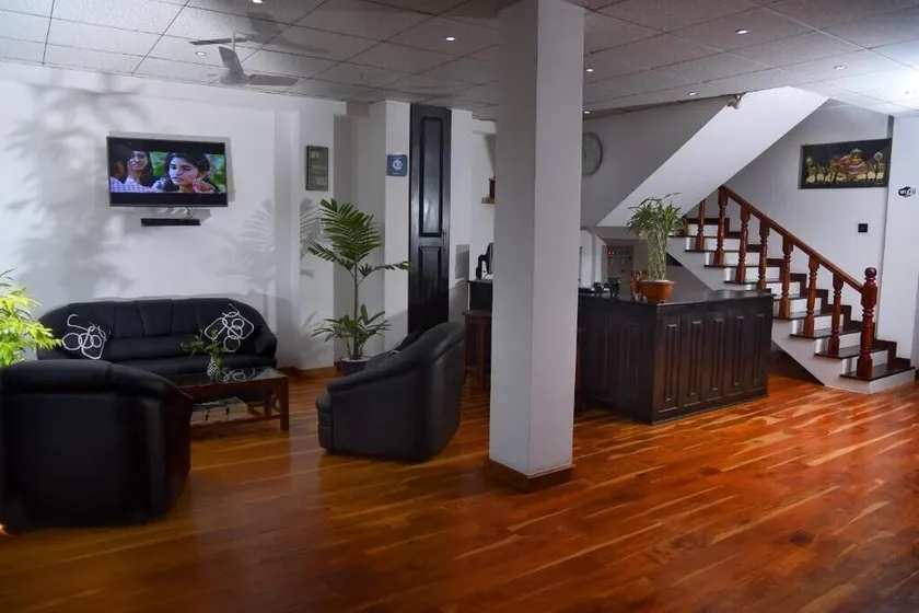 L&D Lodge - Lobby
