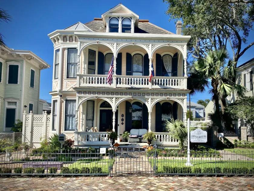 Coppersmith Inn Bed And Breakfast - Image 1
