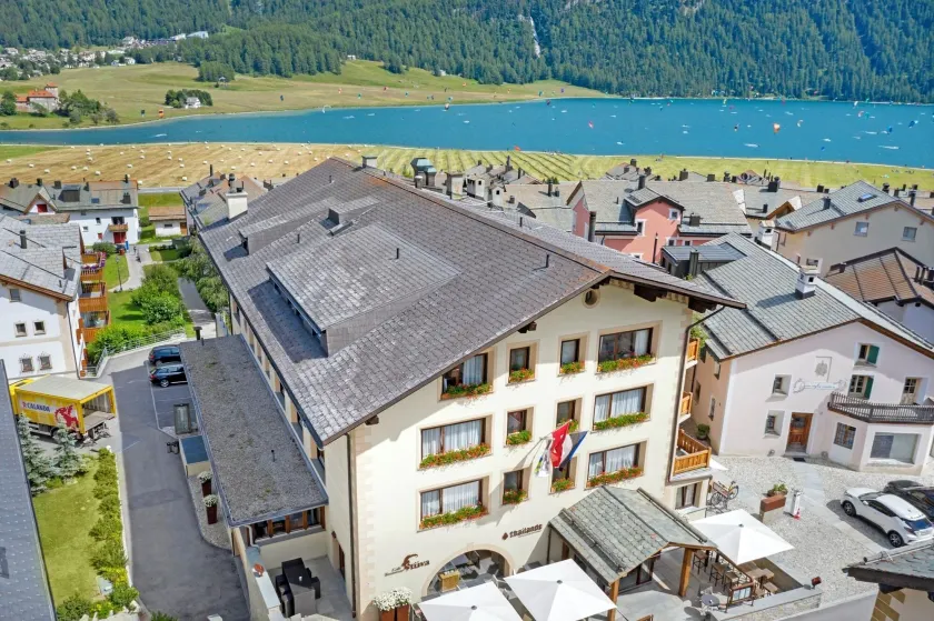 Albana Hotel Silvaplana - Image 1