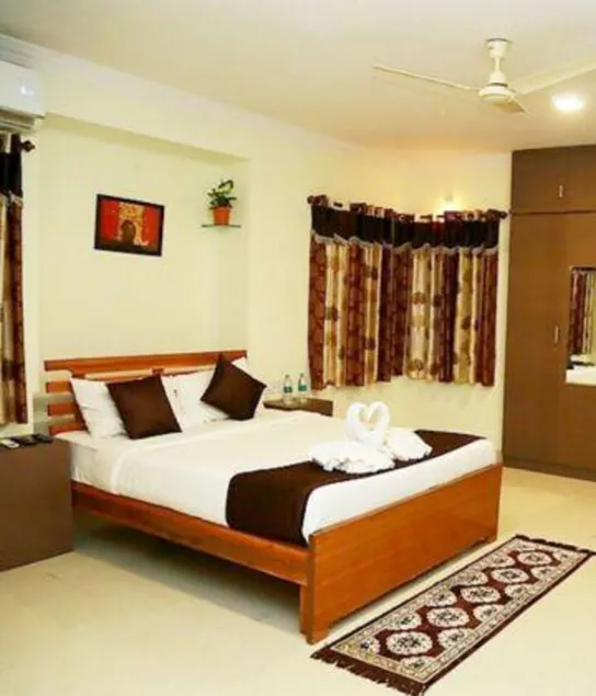 Mann Pasand Inn Feel the Luxury - Image 1