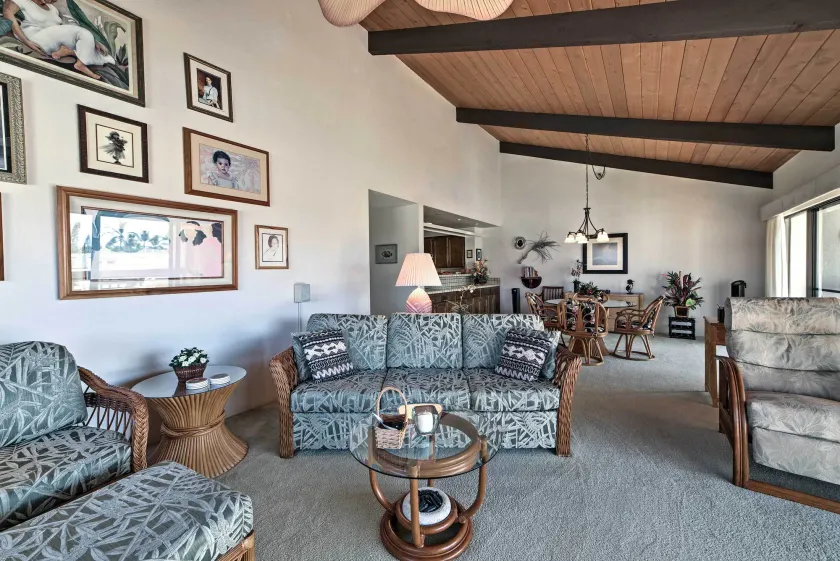 Kailua-kona Condo: Ocean Views, Pool & Spa Access - Interiør