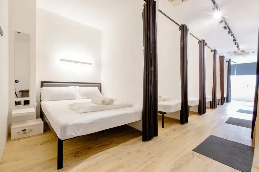 RadZone Hostel - Image 1