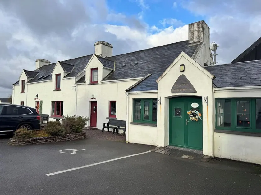 Brú na Dromoda/Dromid Hostel - Image 1