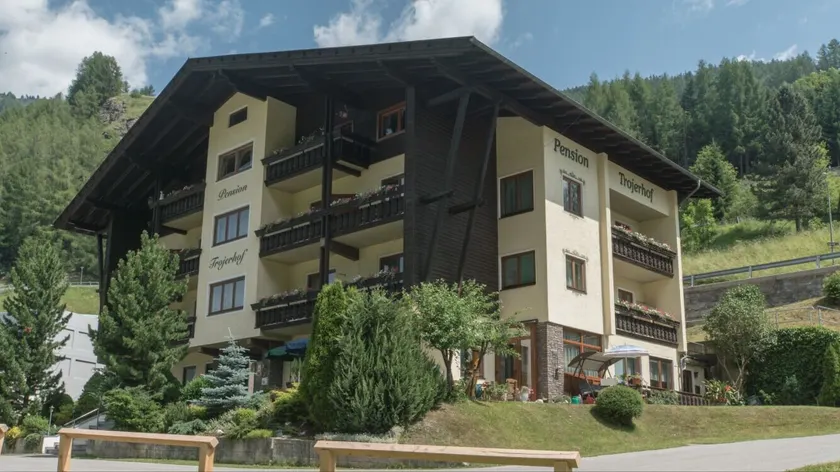 Pension Trojerhof - Image 1