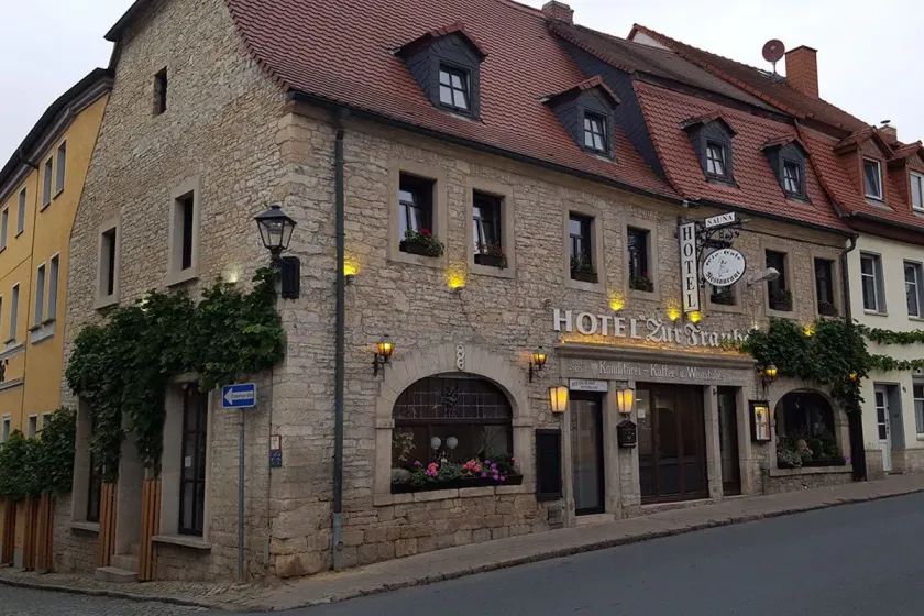Hotel Zur Traube - Image 1