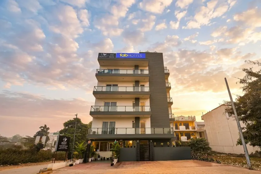 FabHotel Roost Stay - Image 1