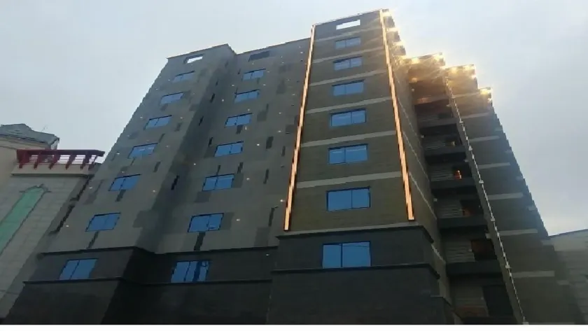 Central Hotel - Image 1