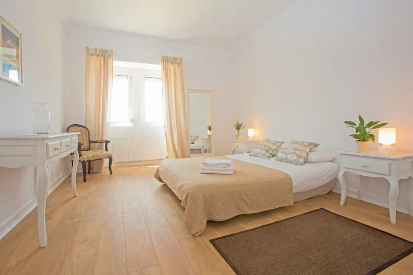 Amar Hostel & Suites - Image 1
