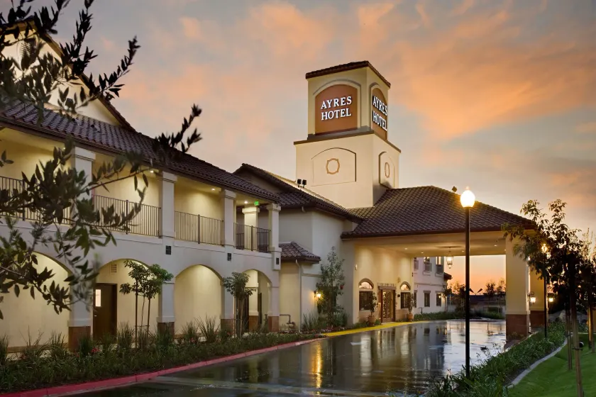 Ayres Hotel Redlands - Loma Linda - Image 1