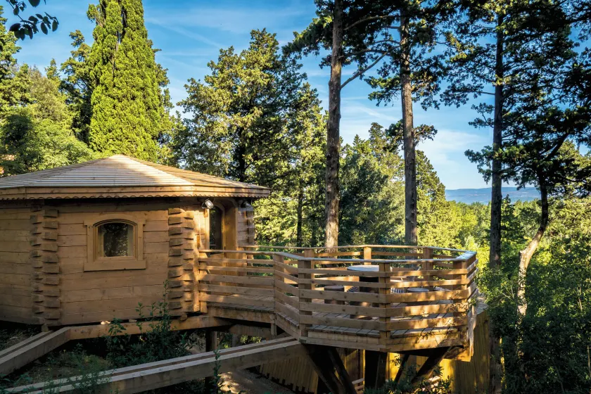Les Cabanes Dans Les Bois Logis Hôtel - Image 1
