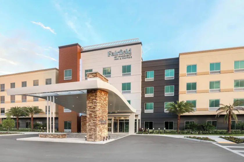 Fairfield by Marriott Inn & Suites Cape Coral North Fort Myers - Image 1