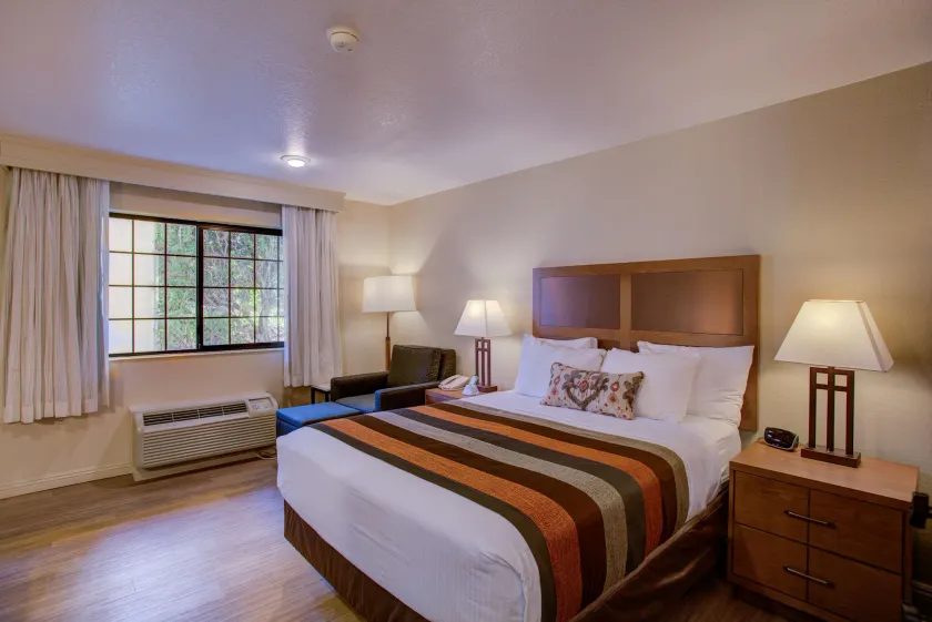 Best Western Sandman Hotel - Image 1