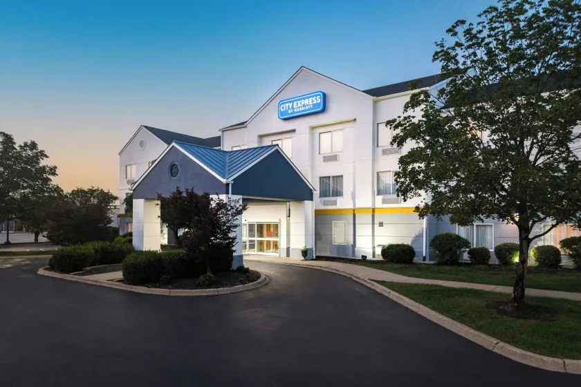 City Express By Marriott Shepherdsville Louisville - Image 1