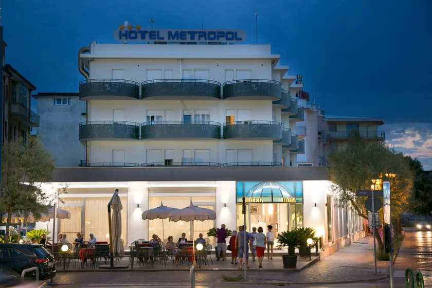 Hotel Metropol - Image 1