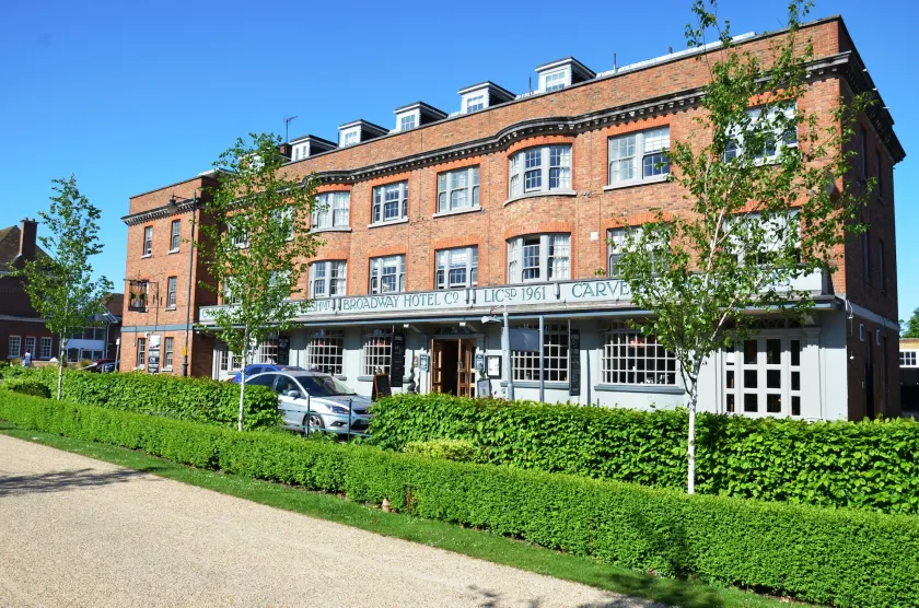 The Broadway Hotel - Image 1